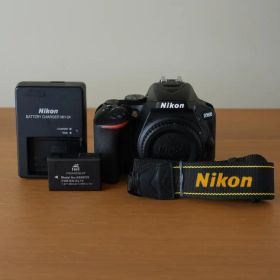 Nikon D5600 デジタル一眼レフカメラ 本体