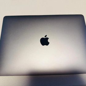 MacBook Air 2020 i3 8GB 13インチ バッテリー良好