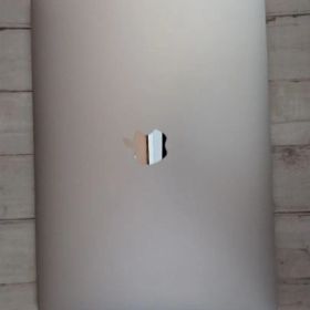 Apple MacBook Air 13インチ シルバー