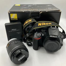Nikon D5600 18-55mm VR Kit 一眼レフ カメラ