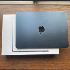 MacBook air m2 2022 256GB 16GB 本体 ミッドナイト