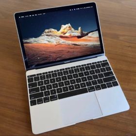 MacBook 12インチ 2017 USキーボード8GB-256GB