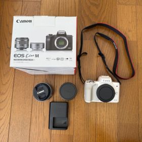 Canon EOS Kiss M ホワイト レンズ2本付き