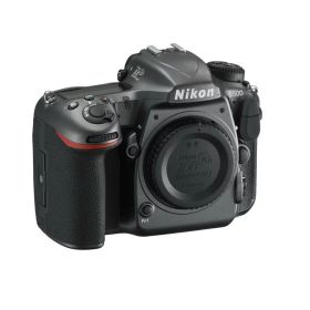 【中古】Nikon デジタル一眼レフカメラ D500 ボディ 100周年記念モデル(受注販売)