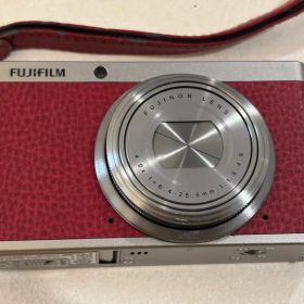Fujifilm XF1 コンパクトデジタルカメラ レッド 13084