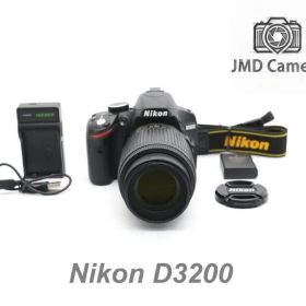 ■完動品 Nikon D3200 デジタル一眼レフ ショット数1781