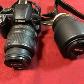 Nikon D3100 デジタル一眼レフカメラ ダブルズームレンズ付き 電池2個