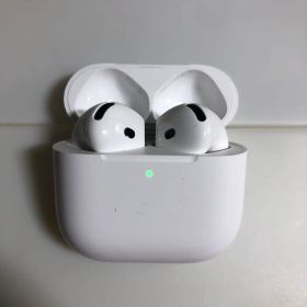 Apple AirPods 第4世代 ノイズキャンセリング付きなし