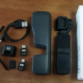 DJI Pocket 2 本体 (+マイクロ三脚付き)