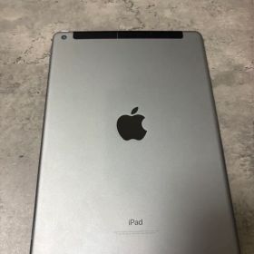 iPad 第6世代 32GB Wi-Fiモデル スペースグレー