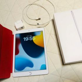 iPad Wi-Fi 32GB シルバー 第6世代 カバー