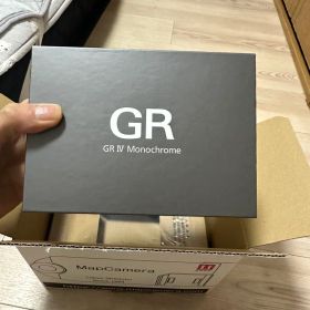 即日発送★RICOH GR IV Monochrome 本体