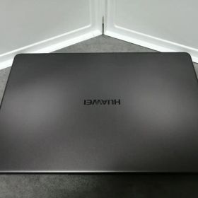 HUAWEI MateBook D Core i7 8GB 940MX 箱付