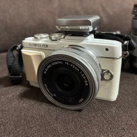 OLYMPUS PEN ミラーレス一眼カメラ E-PL7