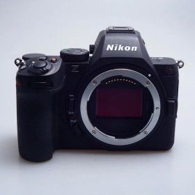 【中古】 (ニコン) Nikon Z5II【中古カメラ デジタル一眼】 ランク：AB+
