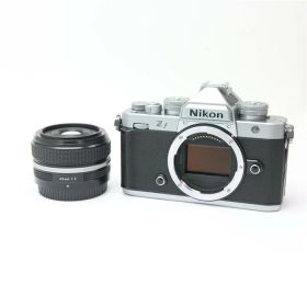 【中古】 《良品》 Nikon Zf Z 40mm F2（Special Edition）レンズキット シルバー [ デジタルカメラ ]