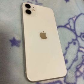 Apple iPhone 11 64GB ホワイト