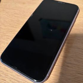 IPhone 11 simフリー