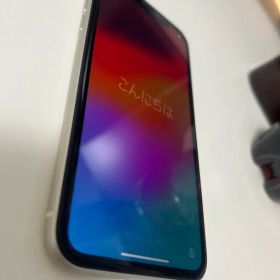 Apple iPhone 11 128GB ホワイト 本体