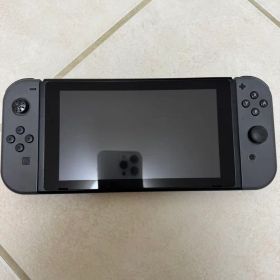 Nintendo Switch 本体とケース付き