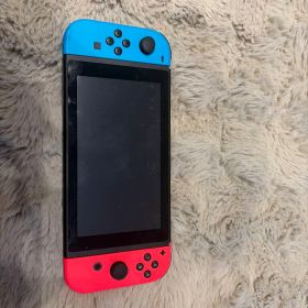 Nintendo Switch 本体 青/赤