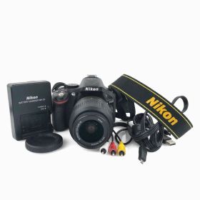 美品 Nikon D5200 / 18-55mm 1:3.5-5.6G セット