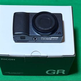 RICOH GR III Urban Edition
