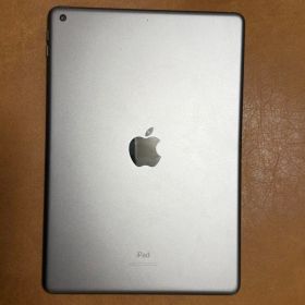 iPad(A2197) 第7世代スペースグレー32GBWi-fi 本体のみ