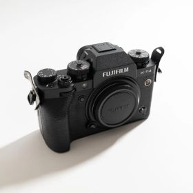【即日発送】Fujifilm X-T4 ブラック ボディ 動作良好