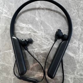 ソニー ワイヤレスノイズキャンセリングイヤホン WI-1000XM2 ブラックA