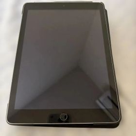 iPad ブラック 三つ折りカバー付き