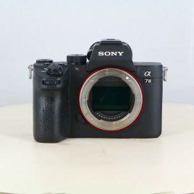 【中古】 (ソニー) SONY α7III (ILCE-7M3) ボディ【中古カメラ デジタル一眼】 ランク：B