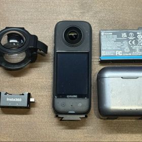 Insta360 X3 本体と付属品多数