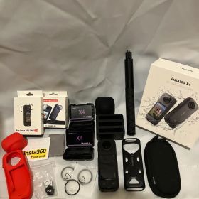 3/22まで限定値下げ Insta360 X4 アクションカメラ 本体+付属品