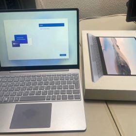 Surface Laptop Go ノートPC メモリ8GB