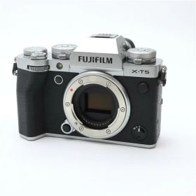 【中古】 《良品》 FUJIFILM X-T5 ボディ シルバー [ デジタルカメラ ]