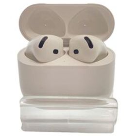 Apple◆イヤホン AirPods 4 アクティブノイズキャンセリング搭載モデル MXP93J/A