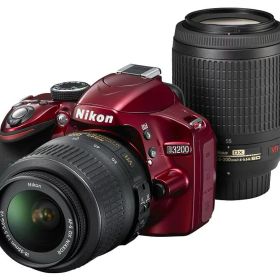 【中古】Nikon ニコン D3200 200mmダブルズームキット レッド