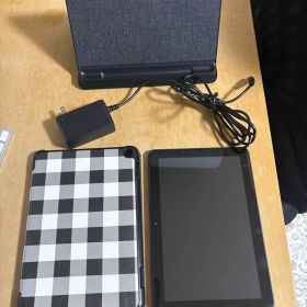第10世代 Fire HD 8 Plus タブレット 32GB 充電スタンドつき
