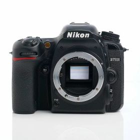 【中古】 (ニコン) Nikon D7500ボディ【中古カメラ デジタル一眼】 ランク：B