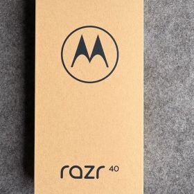 Motorola razr 40 /8G/256G新品未開封 セージグリーン