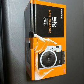 FUJIFILM instax mini 90 NEO CLASSIC 本体