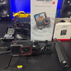 インスタ360 Ace Pro ＋アクセサリー