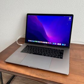 MacBook Pro 15インチ 2016