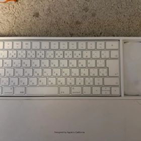 Apple Magic Keyboard & Magic Mouse 2