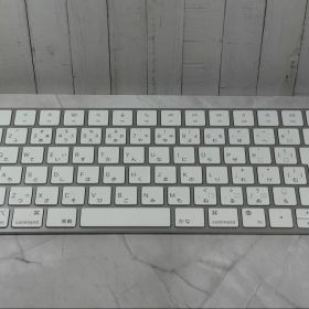 Apple Magic Keyboard A2450（ホワイト）