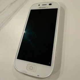 docomo F-06F ホワイト