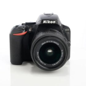 【中古】(ニコン) Nikon D5500 18-55VR2 レンズキツト ブラツク