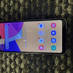 Samsung Galaxy A21 本体 6.5インチ ほわいと