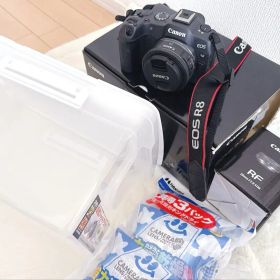 新品4点セットCanonEOS R8＆単焦点RF28mm F2.8＆ドライBOX